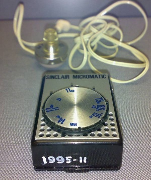 Sinclair Radionics je poskrbel za vrsto odličnih izdelkov. Po inovativnosti, oblikovanju in uporabnosti so vodili ura Sinclair Black Watch, poslovni kalkulator Sinclair Executive in žepni radio Sinclair Micromatic.